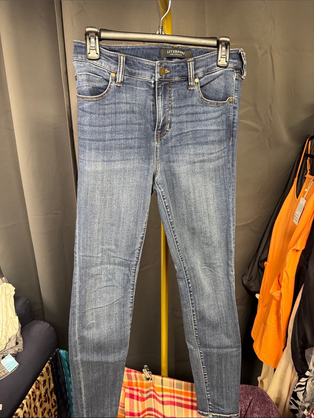Liverpool Slim Straight Jeans - Medium Wash Blue
